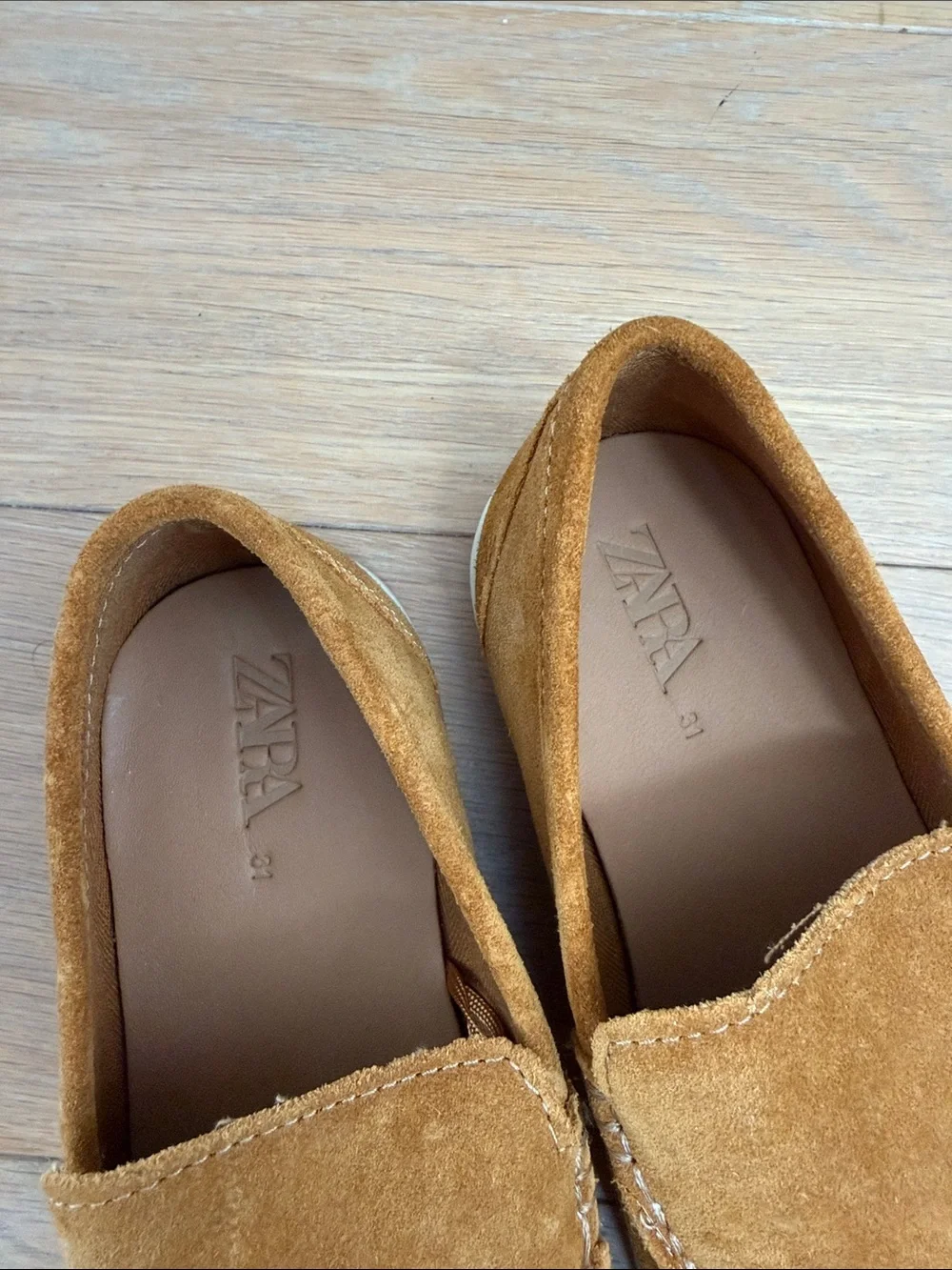 Zara refined cushioned versatile